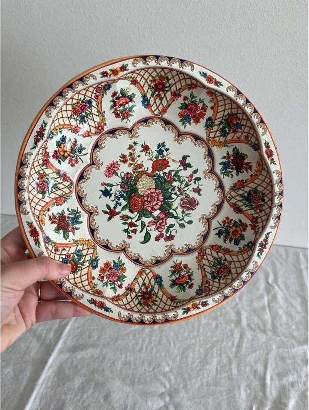 1971 Daher Decorated Ware tin bowl
